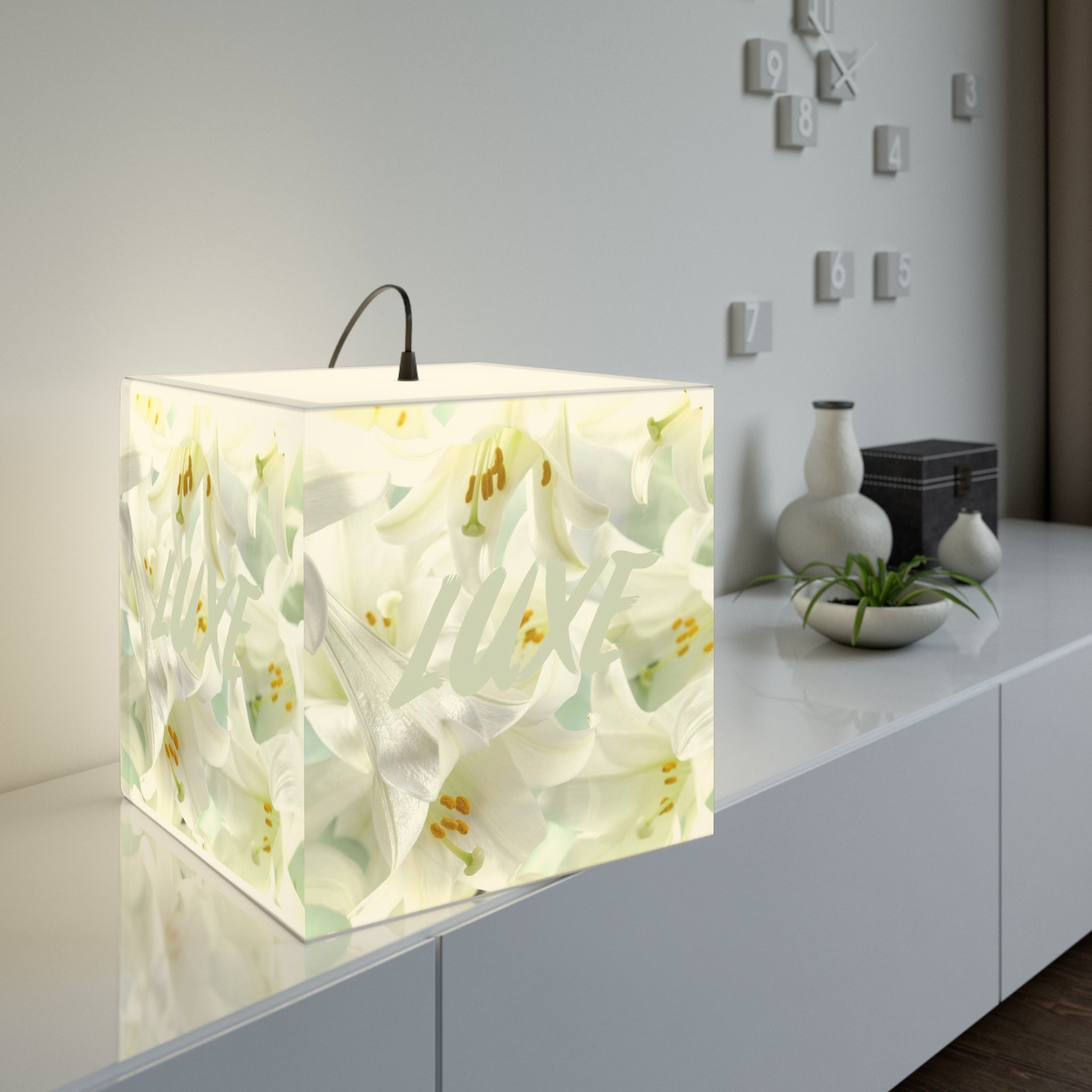 Luxe Lilies Cube Lamp - Tonyalicious Tees