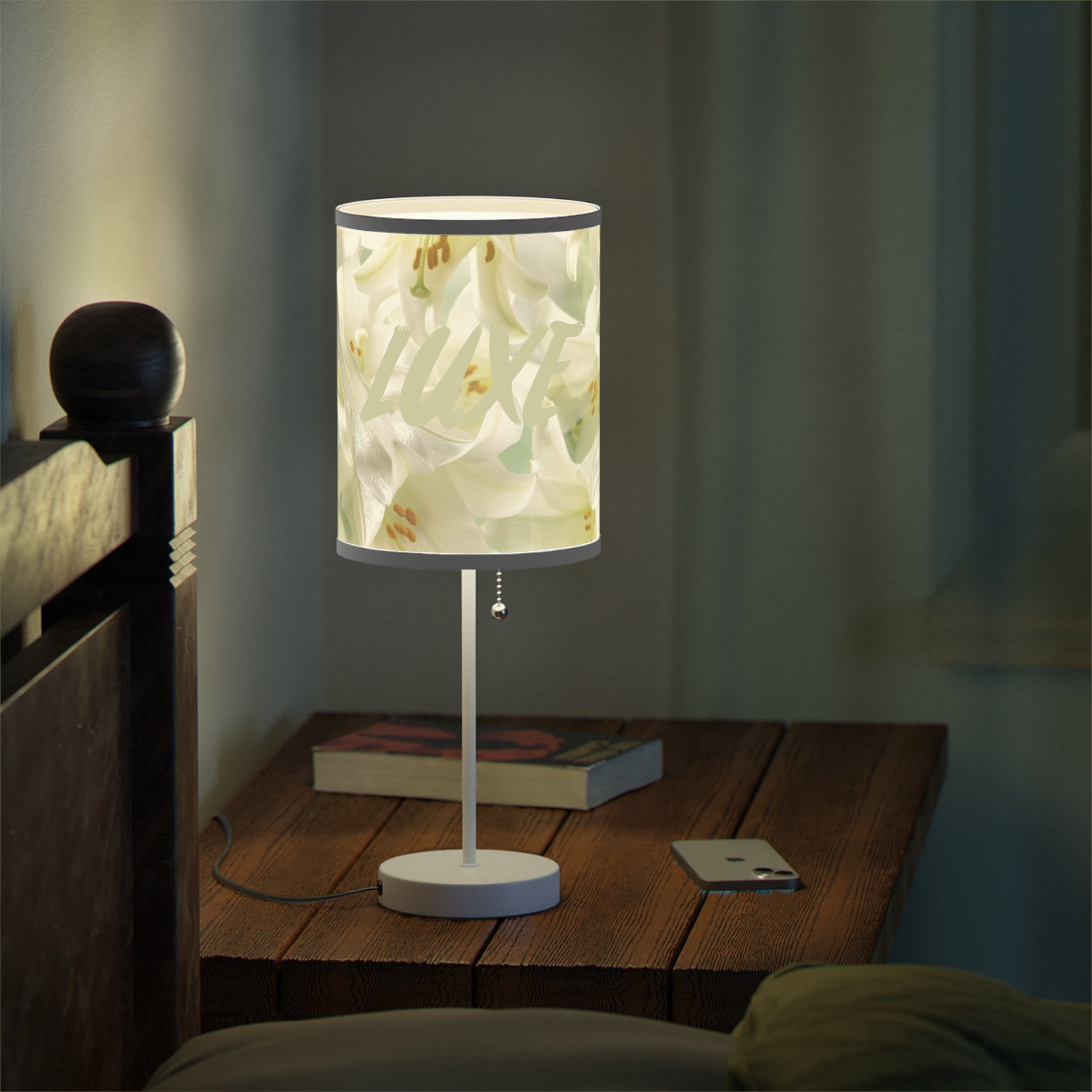 Luxe Lilies Table Lamp - Tonyalicious Tees
