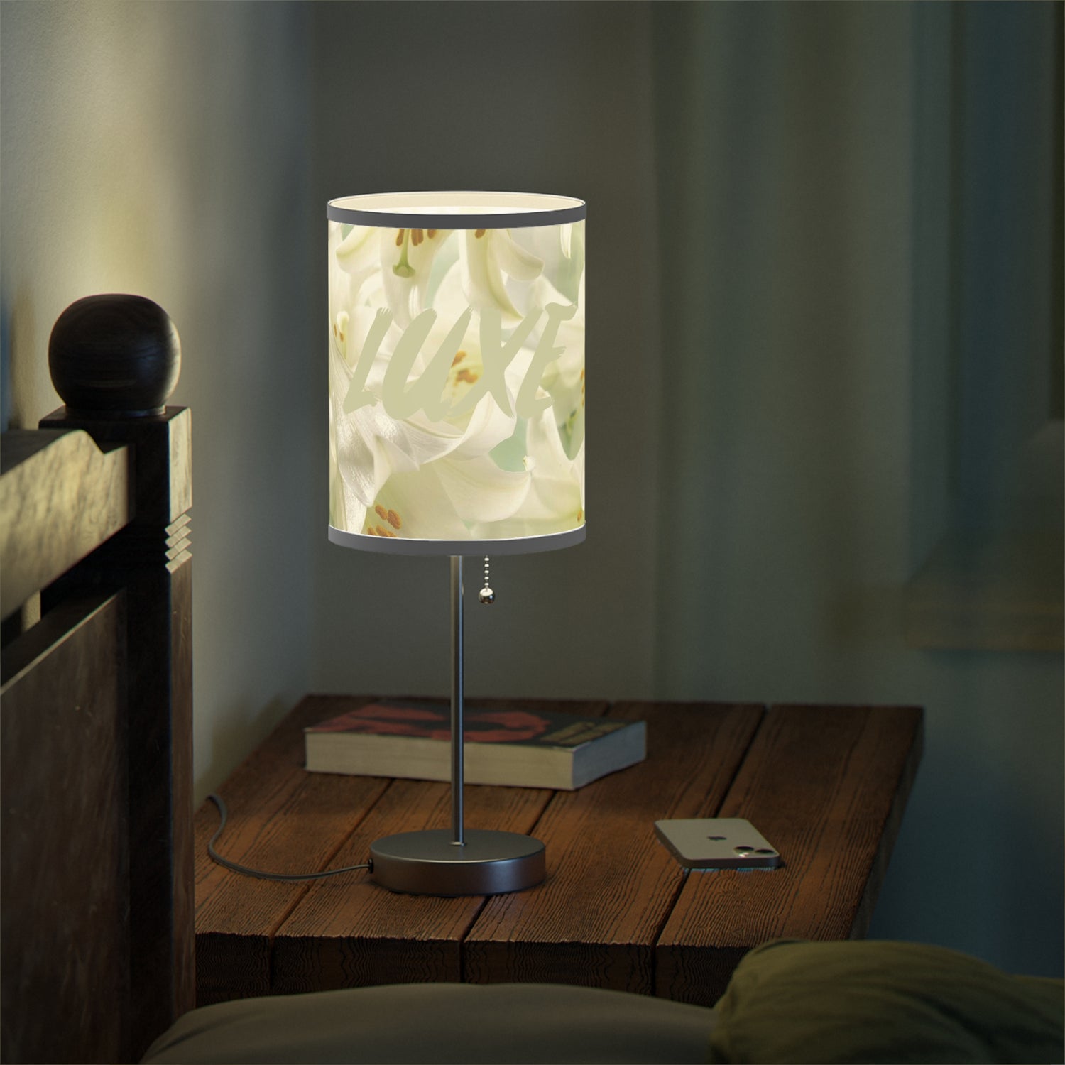Luxe Lilies Table Lamp - Tonyalicious Tees
